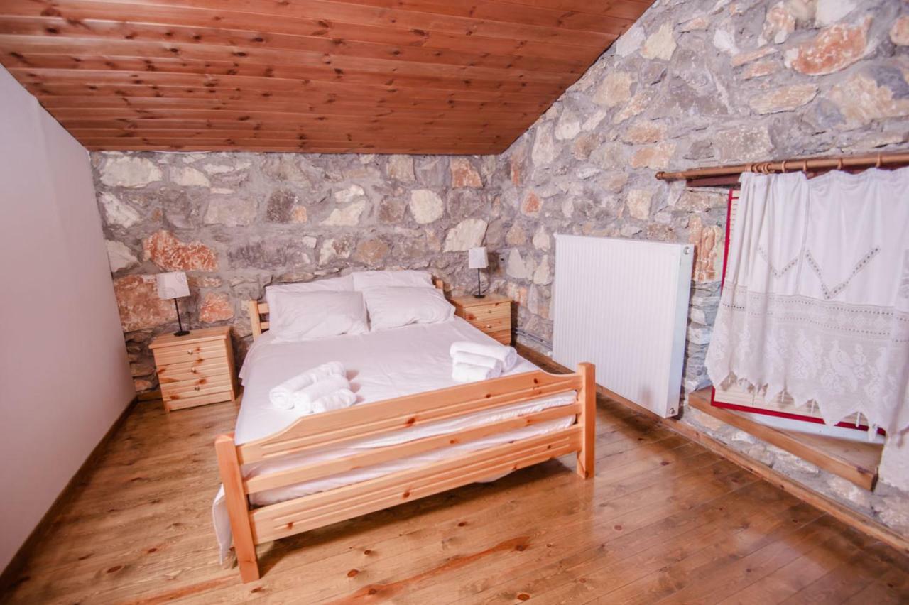 Stonehouse 2 Bedroom Chalet On Olympus Amazing View Petra  Exterior photo